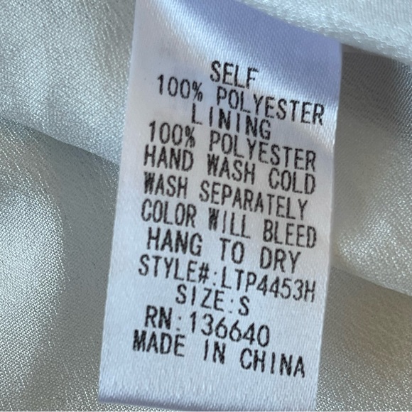 L’ATISTE set  Tropicana White Floral Print blazer and shorts - Picture 6 of 16